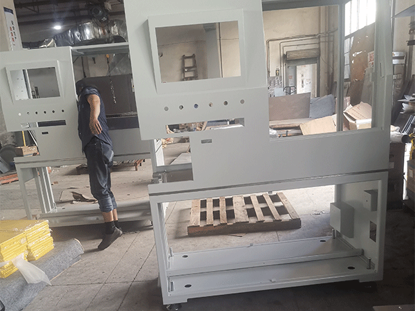 機(jī)柜、機(jī)箱