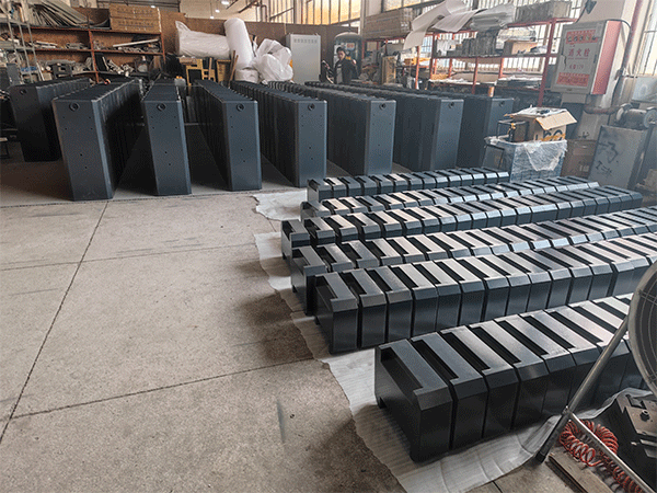 機(jī)柜、機(jī)箱