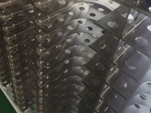 機(jī)柜、機(jī)箱