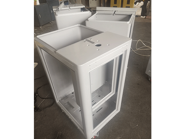 機(jī)柜、機(jī)箱