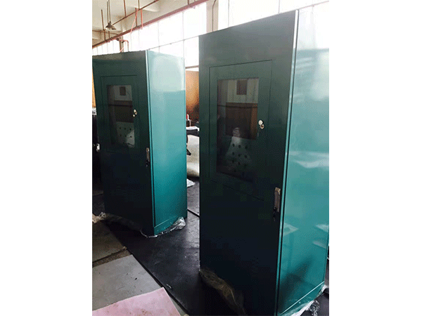 機(jī)柜、機(jī)箱